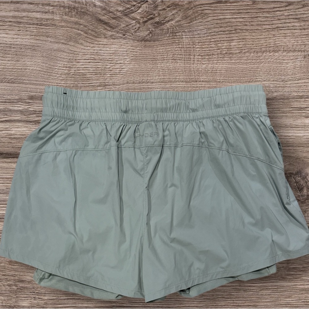 Spyder Active Women's 4 Way Stretch Shorts True Sage Large - Picture 3 of 9